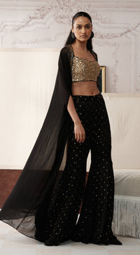 THE STARDUST & SMOKE CAPE SET