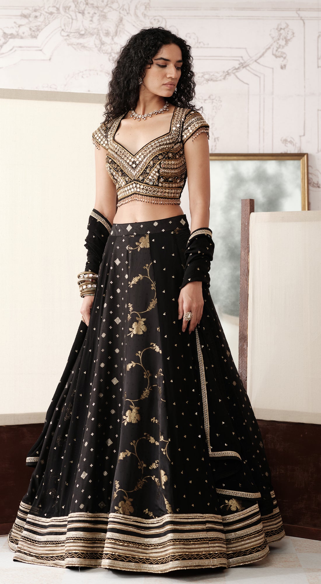 THE ROYAL OBSIDIAN LEHENGA