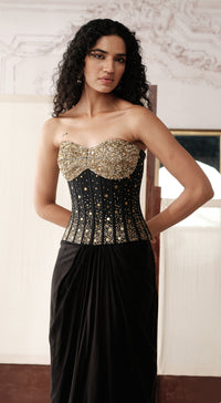 THE SCULPTED NOIR CORSET SAREE