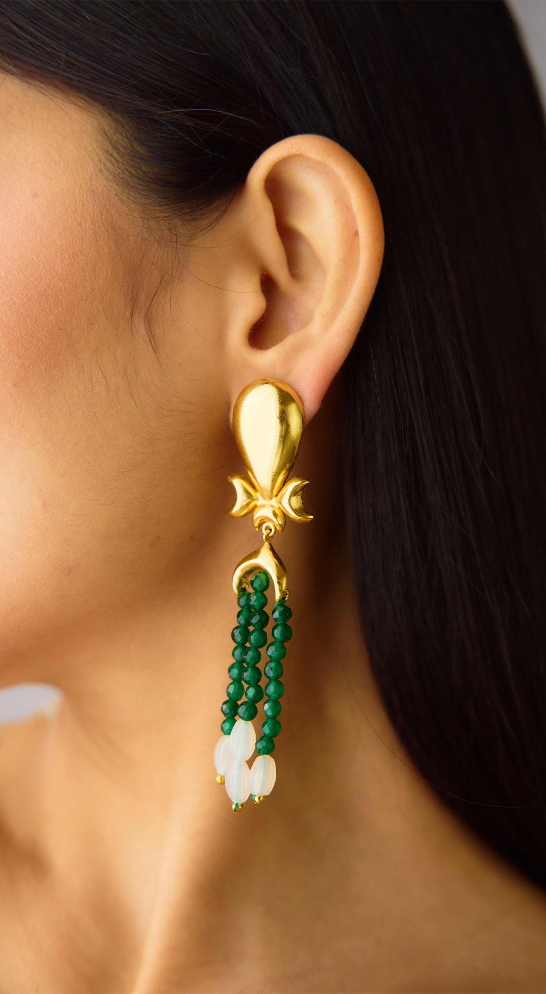 Emerald Pearl Earring