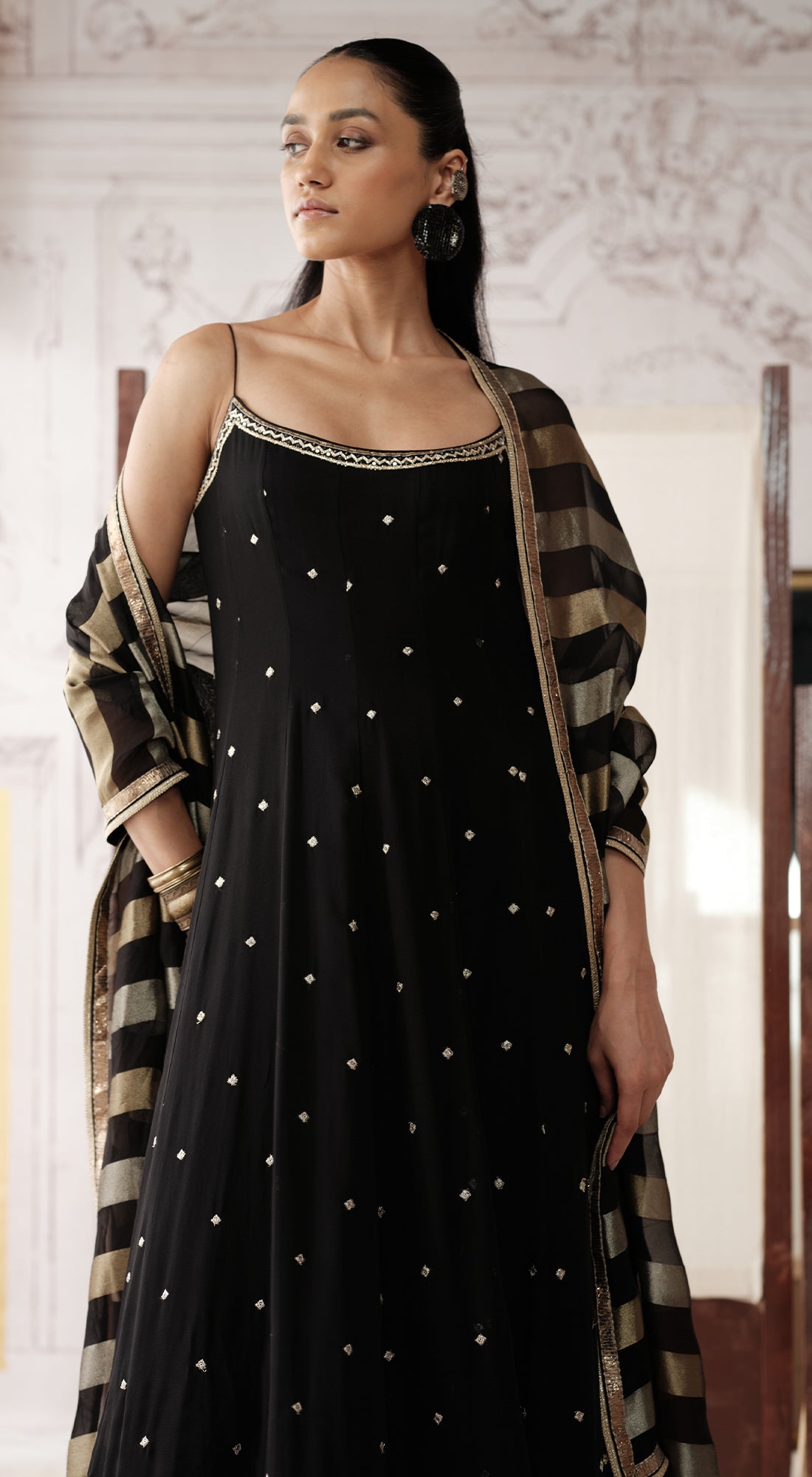 THE MAJESTIC OBSIDIAN ANARKALI SET
