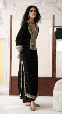 THE REYNA SUIT SET