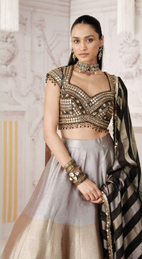 THE ROYAL BLACK OMBRE LEHENGA SET