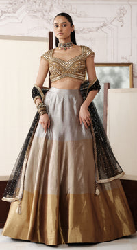 THE ROYAL GOLD OMBRE LEHENGA SET
